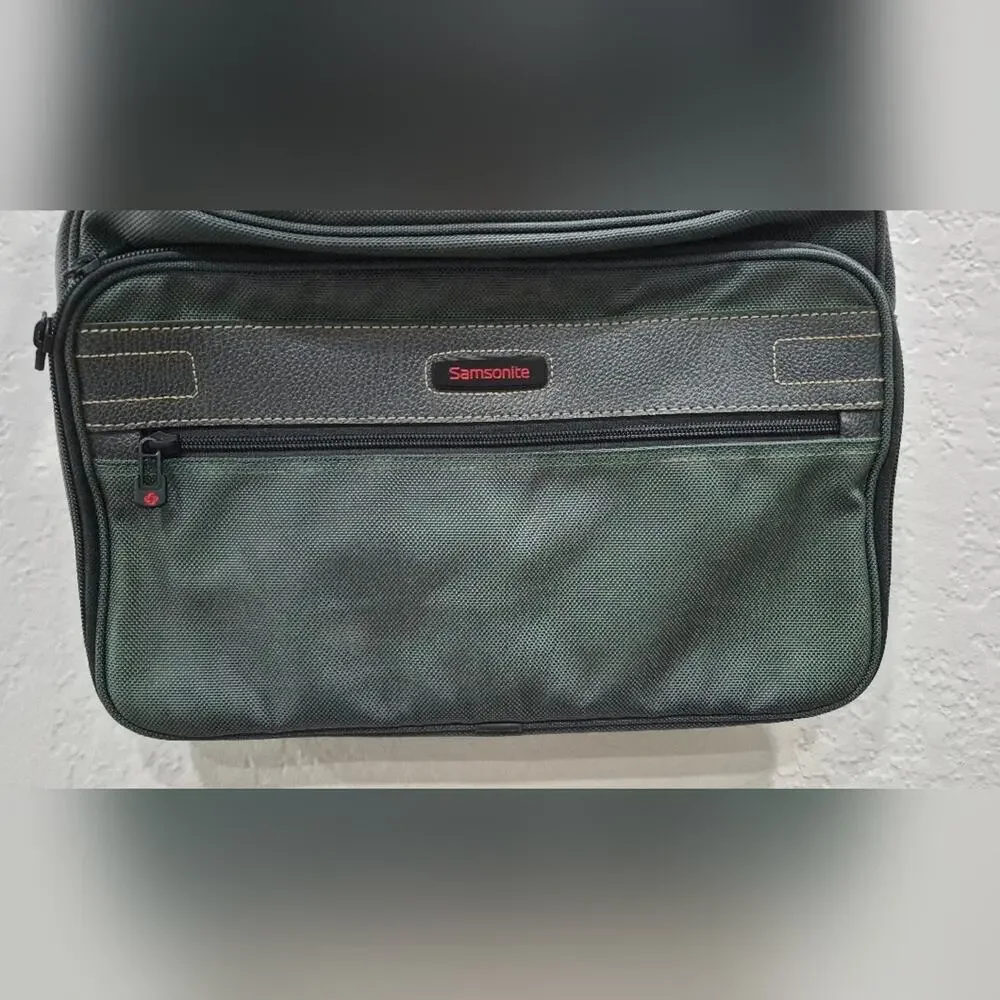 Samsonite Dark Green Nylon & Leather Trim Crossbody Business Messenger Bag